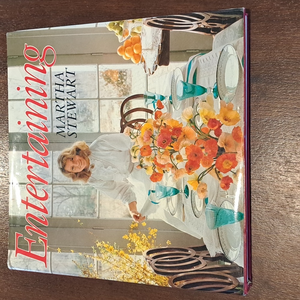 MARTHA STEWART Vintage 1982 "Entertaining" Martha Stewart Grandma core